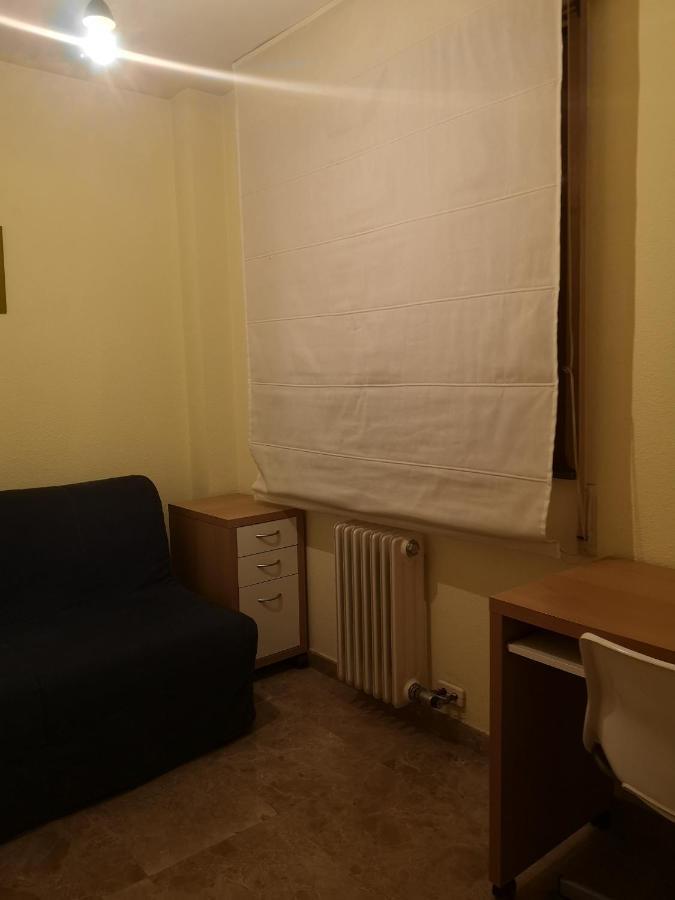 Escultor Moreto - Parking Gratis Apartamento